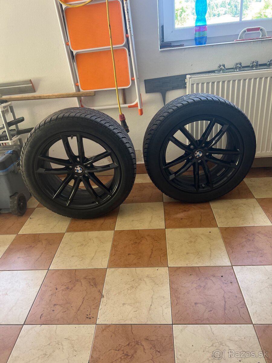 Elektróny bmw r18