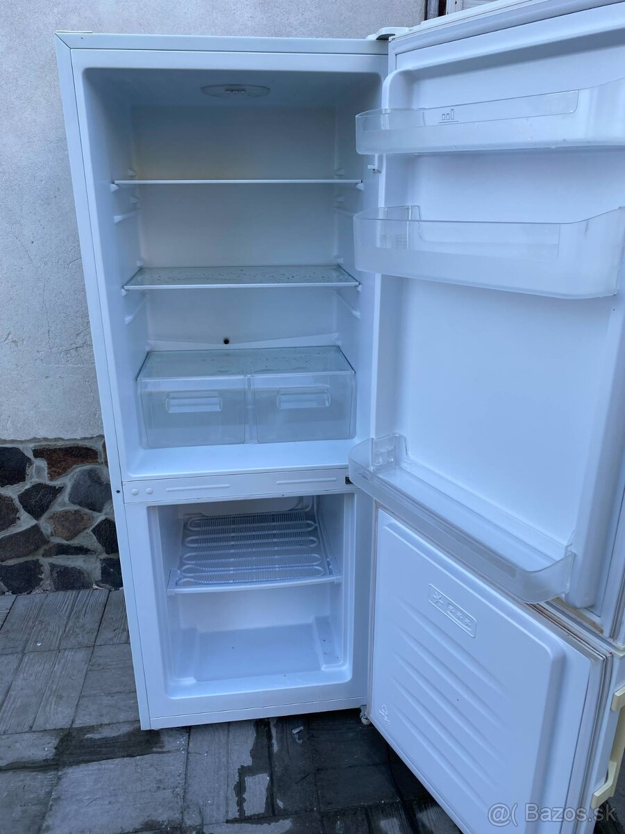 Predám chladničku elektrolux