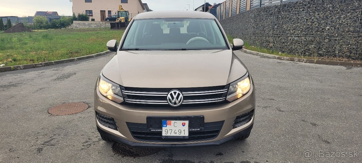 Volkswagen Tiguan 1,4 TSI 122 PS, 10/2012, cappuccino farba