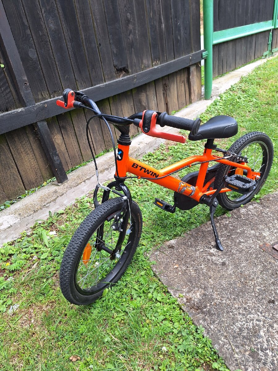 Detský bicykel Btwin 16" s pomocnými kolieskami