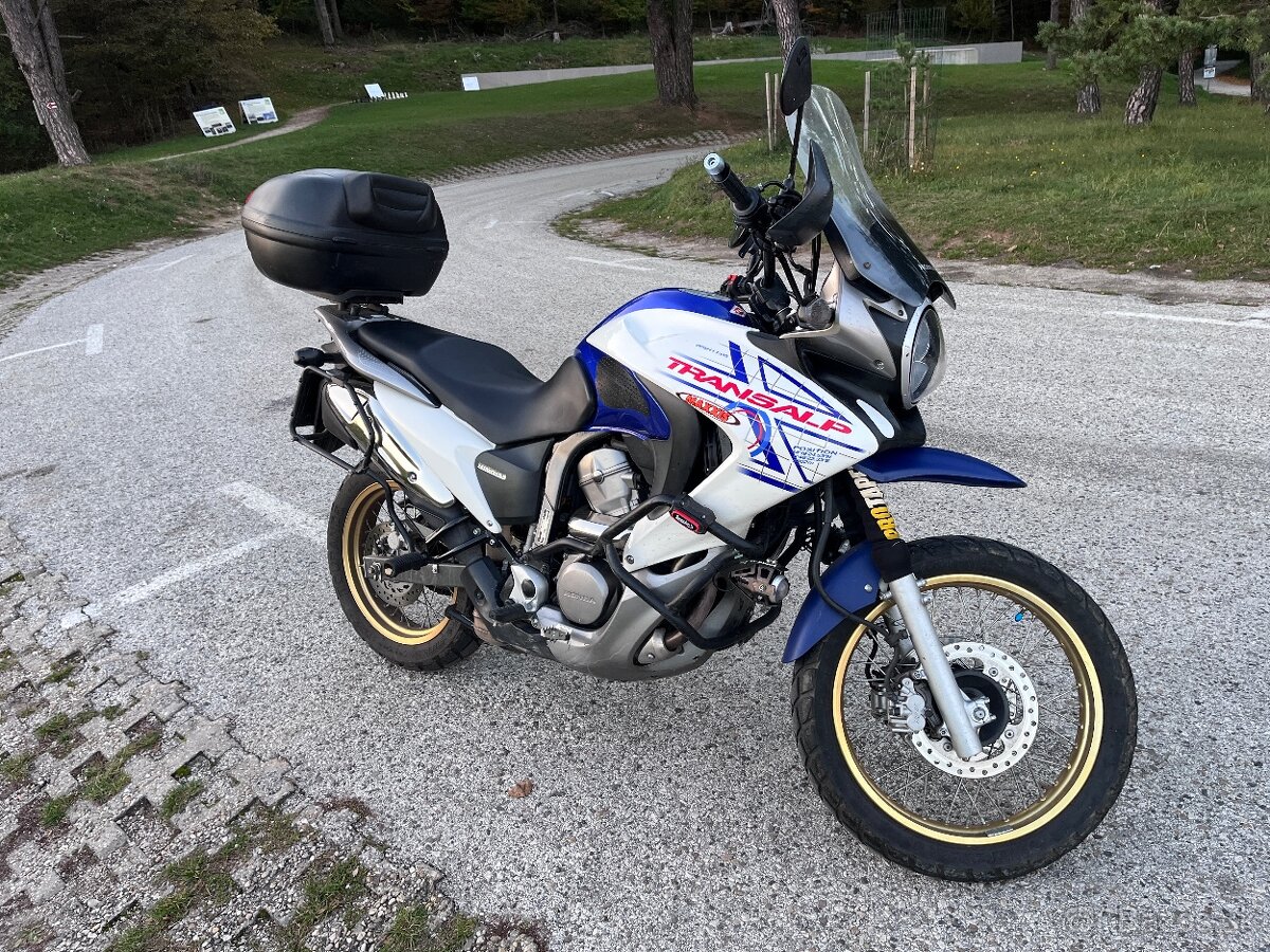 Honda Transalp 700