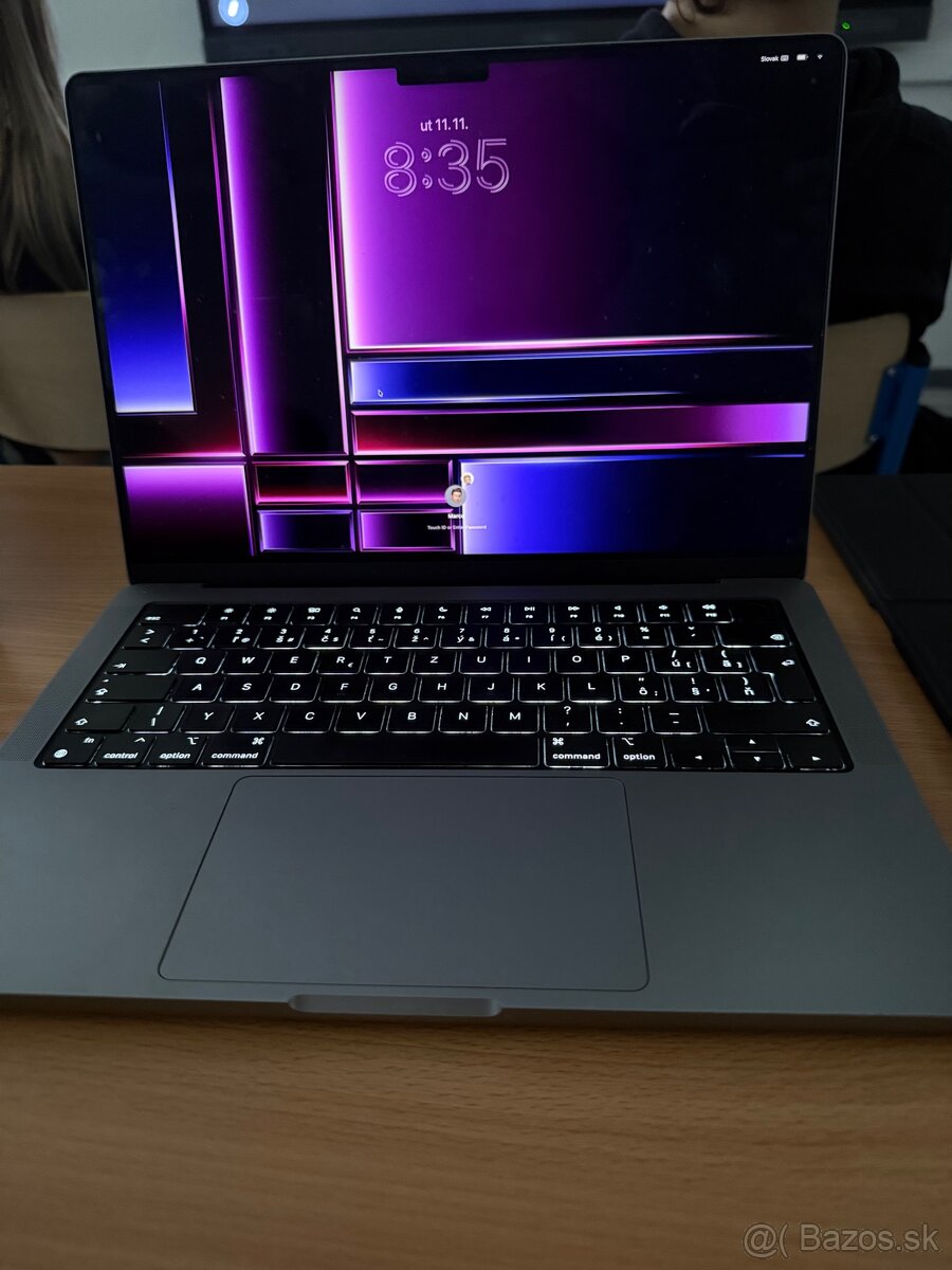 MacBook Pro 14” M1 Pro – 16GB RAM / 512GB SSD