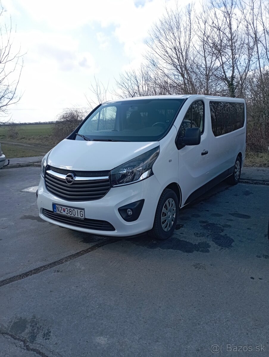 Prenájom 9 miestne auto