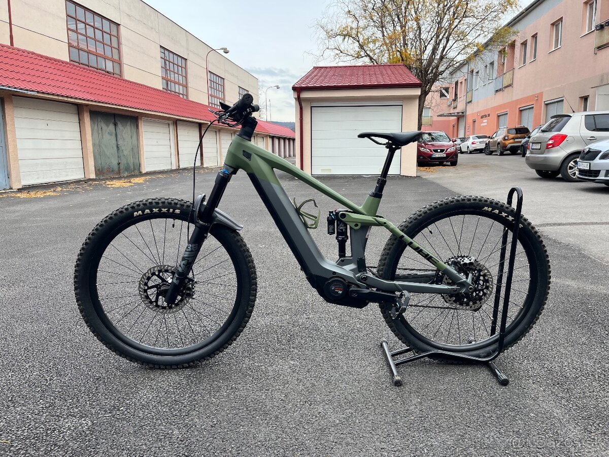 Cube stereo hybrid 140 hpc