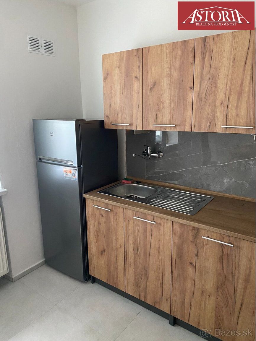 PRENÁJOM 2 izbový byt priamo v centre mesta Martin - Hviezdo