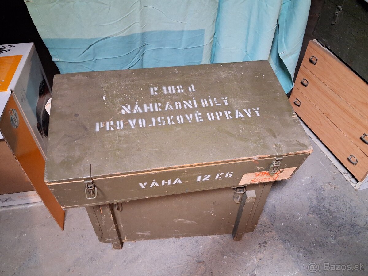 Náhradné diely k rádiostaníci r 108