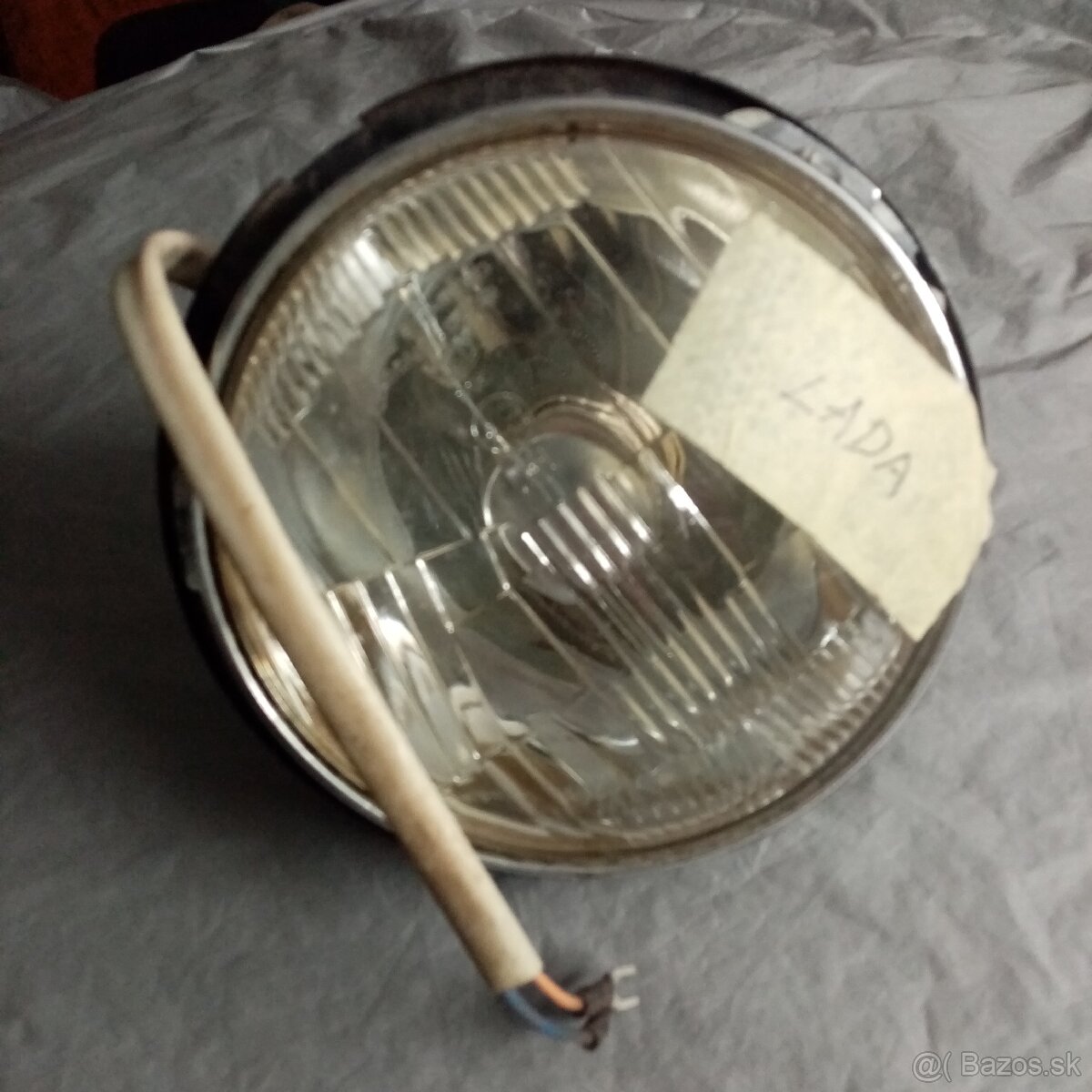 Predám reflektor na Ladu