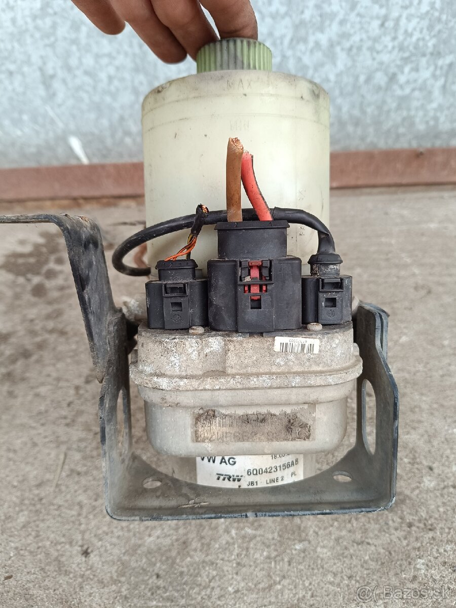 servočerpadlo TRW Skoda Fabia