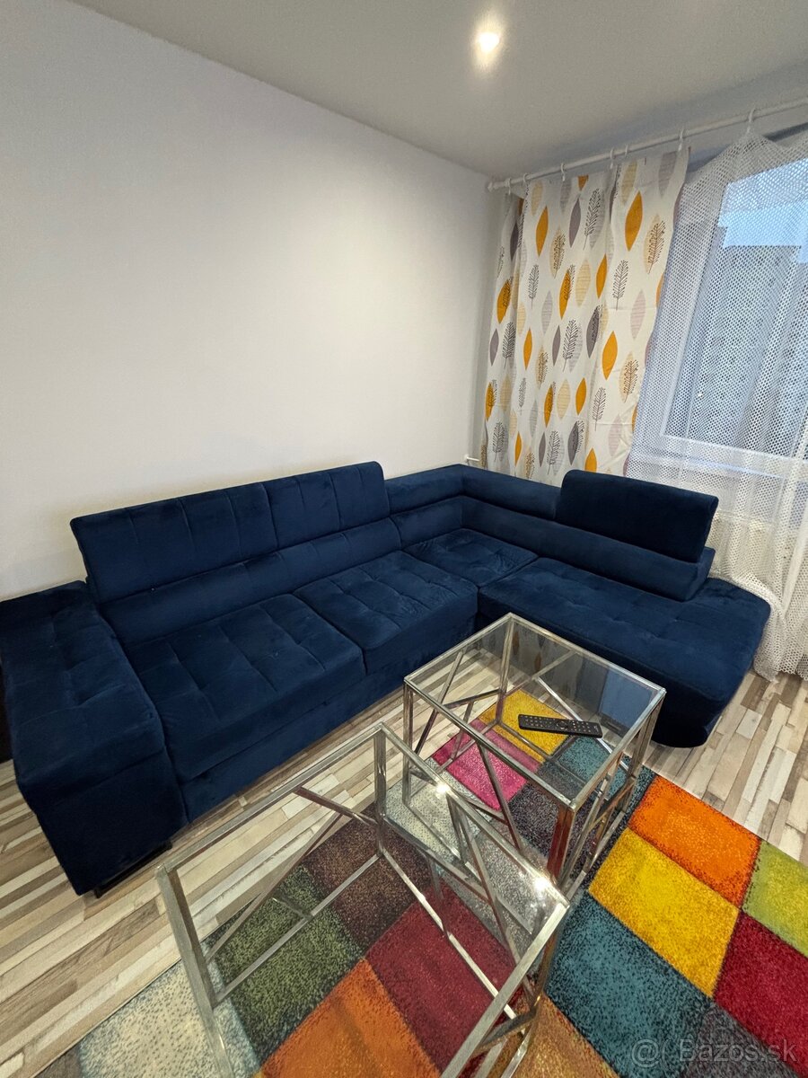 Konferenčné stolíky