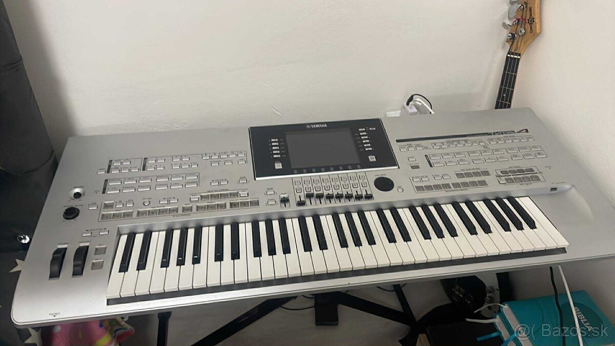 predám vymením Yamaha Tyros 4