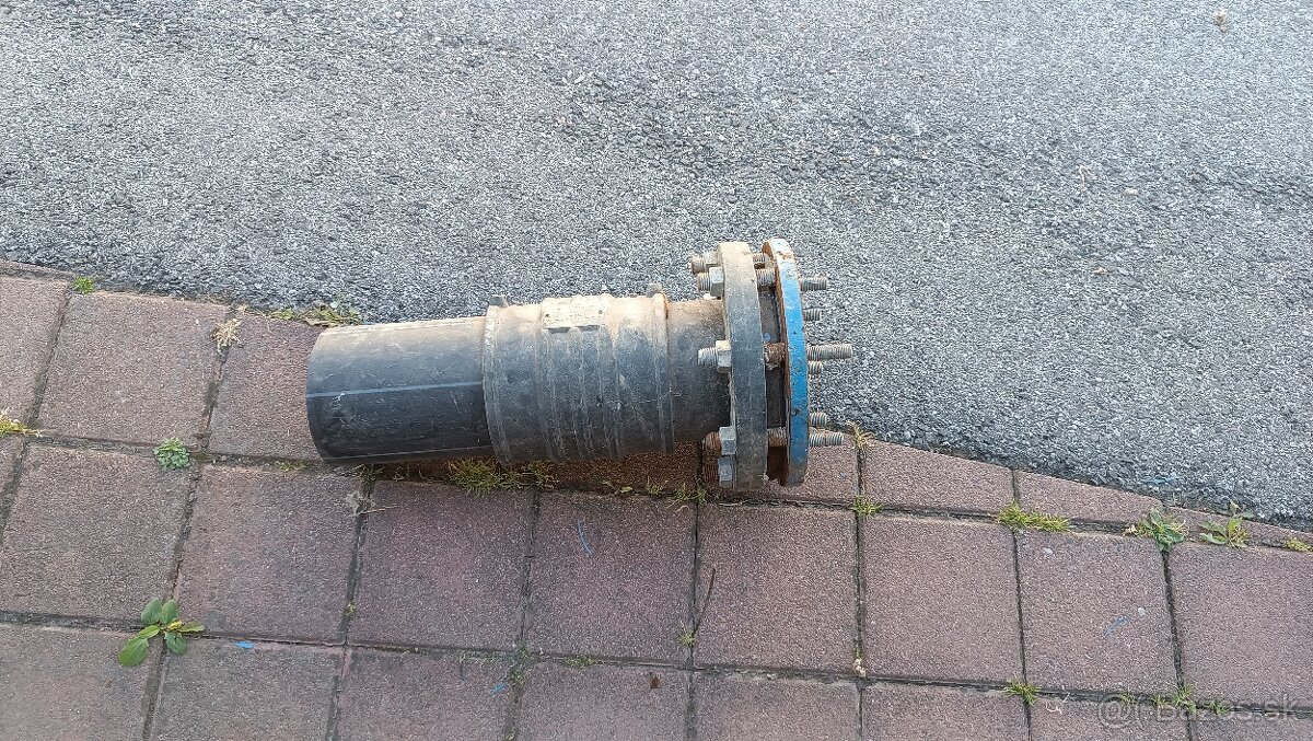 Vodárenská spojka lightfit