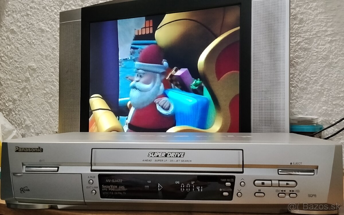 PANASONIC NV-SJ422 .... 4 hlavovy videorekordér....
