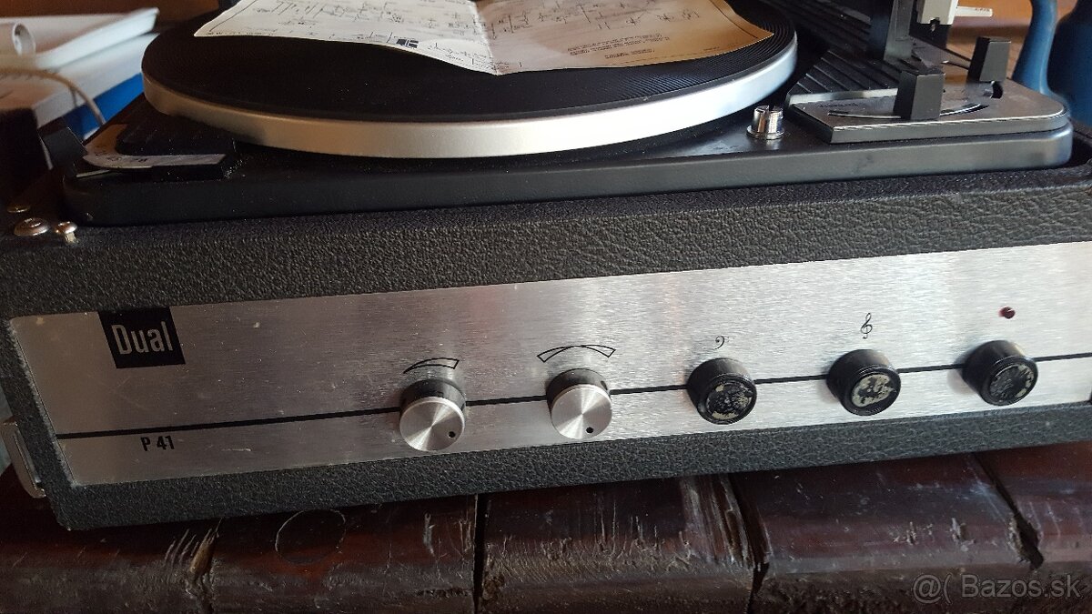 DUAL-gramofon