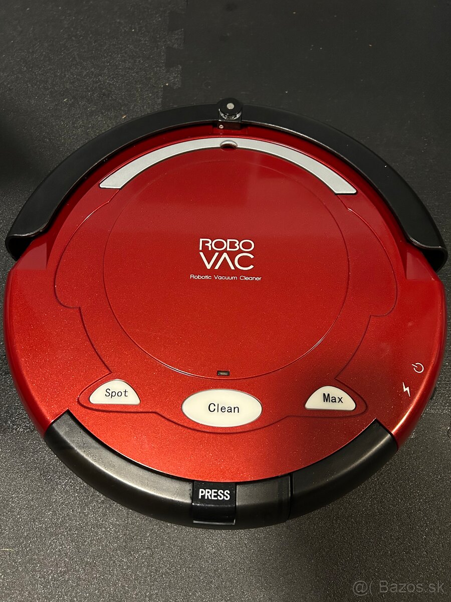 Roboticky vysavac ROBOVAC