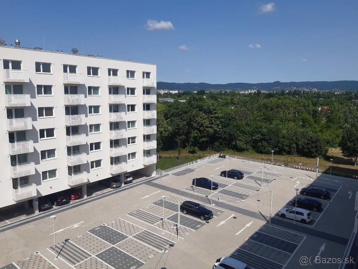 Nový 3-izbový byt Ovocné sady - BA Trnávka