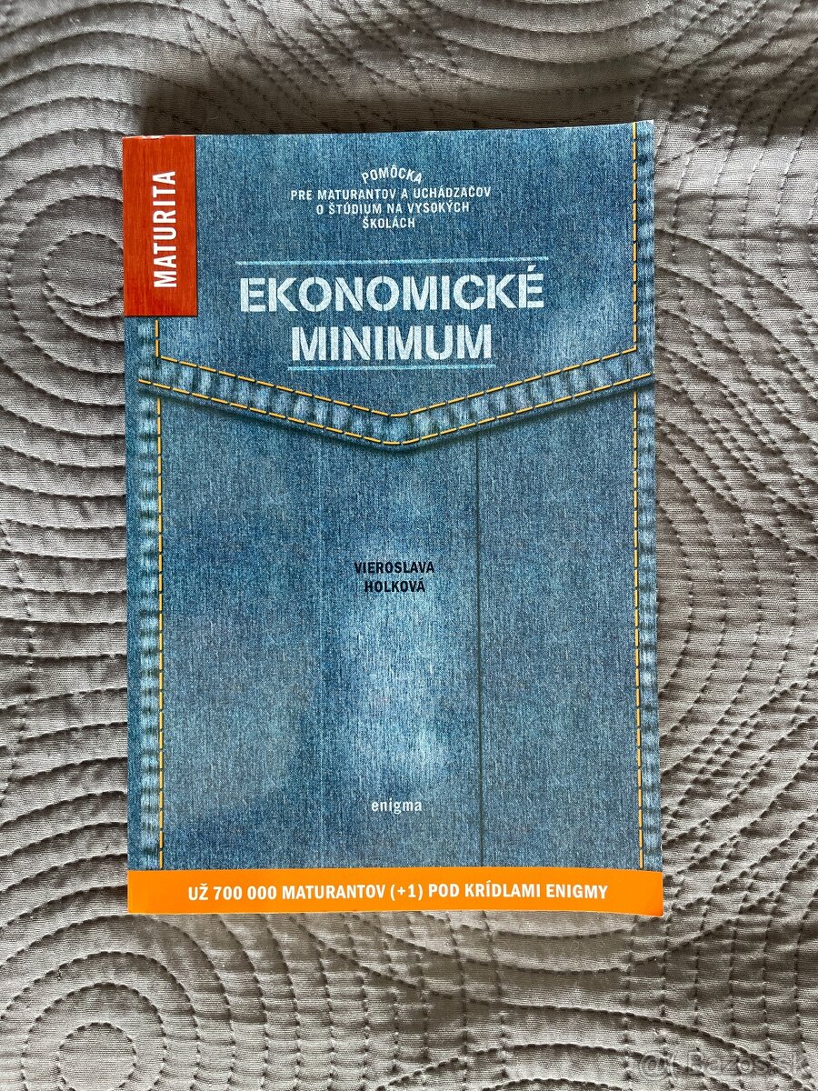Predám knihy na ekonomiku a slovenský jazyk/literatúru