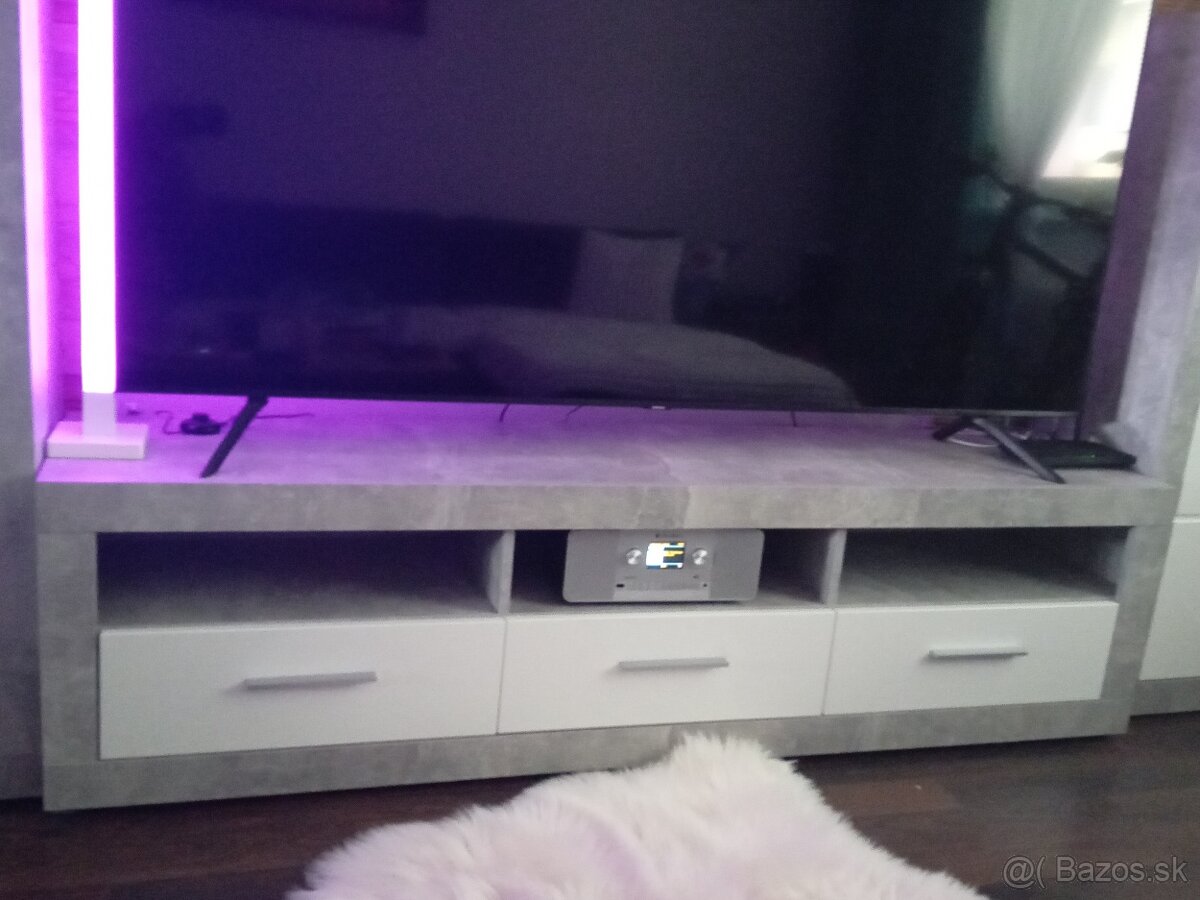 TV stolik