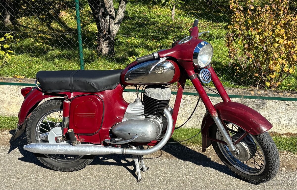 Jawa 250 559 Panelka