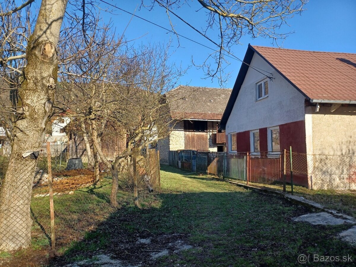 rodinný dom Závada / Bánovce nad Bebravou