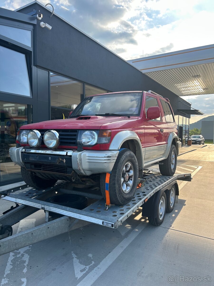 Mitsubishi Pajero 2