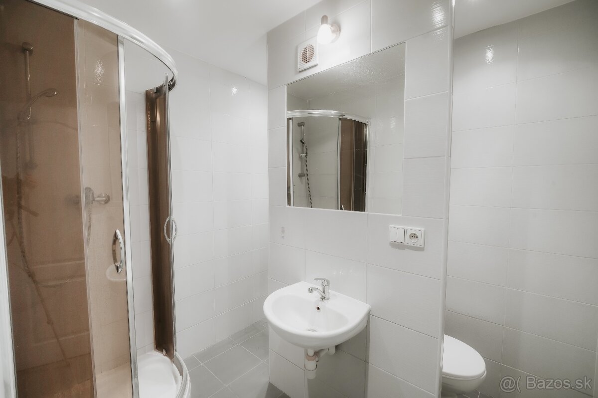 Ponúkame na PRENÁJOM 1 izbový byt na ulici Komenského 16