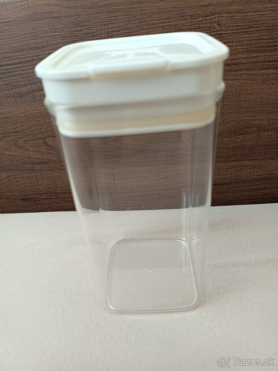 Tescoma 1,4l dózy na potraviny Airstop