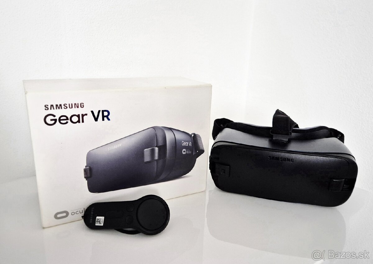 Samsung Gear VR 2 (SM-R323) + ovladač (Bluetooth)