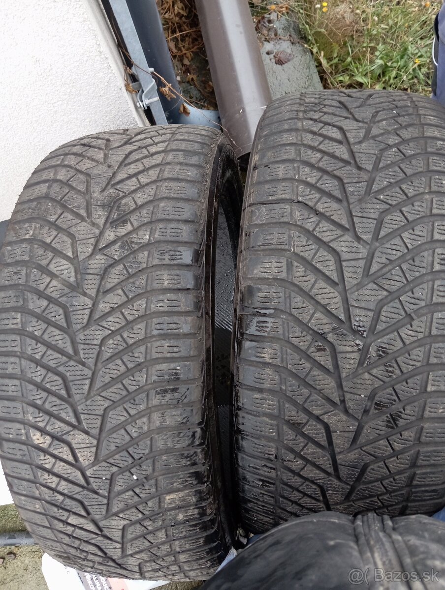 Zimné pneumatiky 275/45 R21 dot 2021