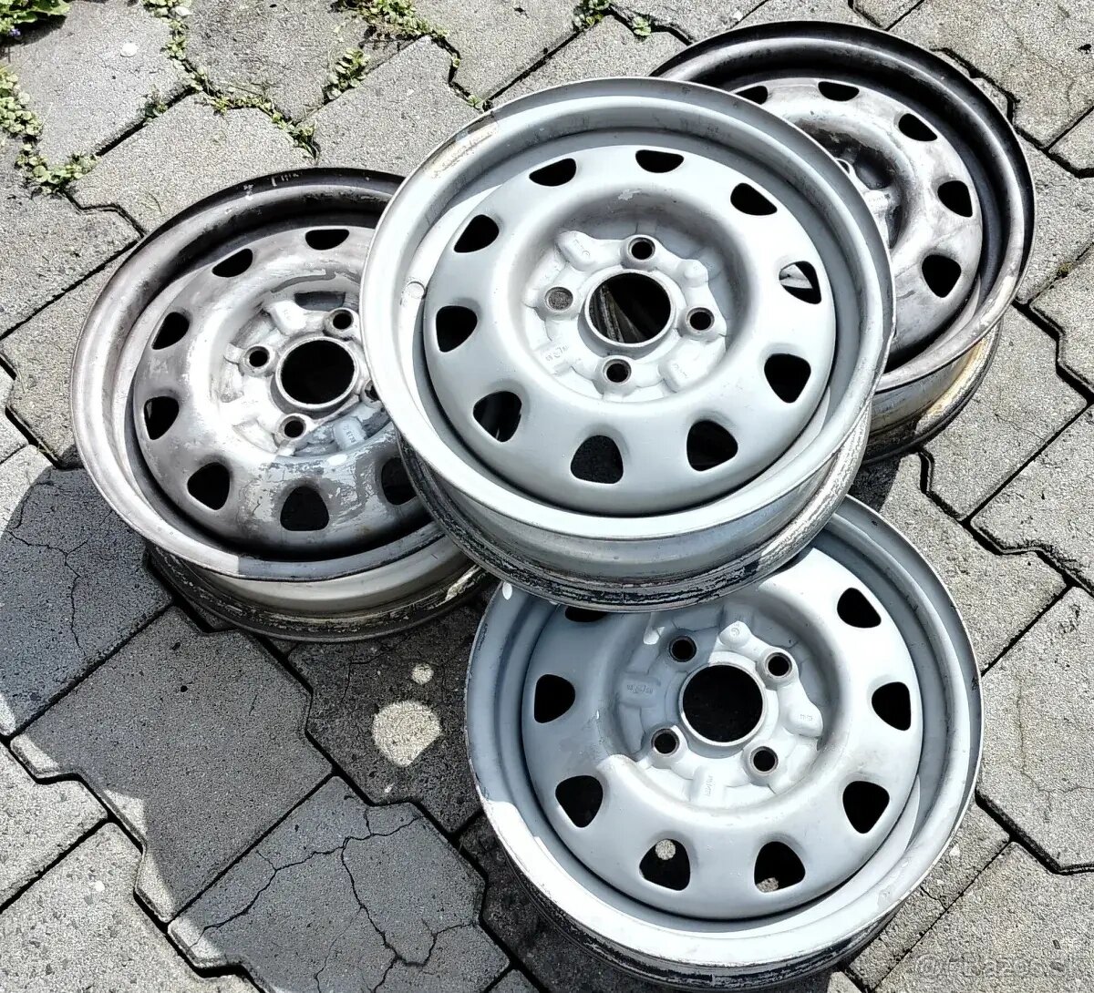 Plechový disk 4ks 4.5x13 ET38 4/100/57.1 felicia