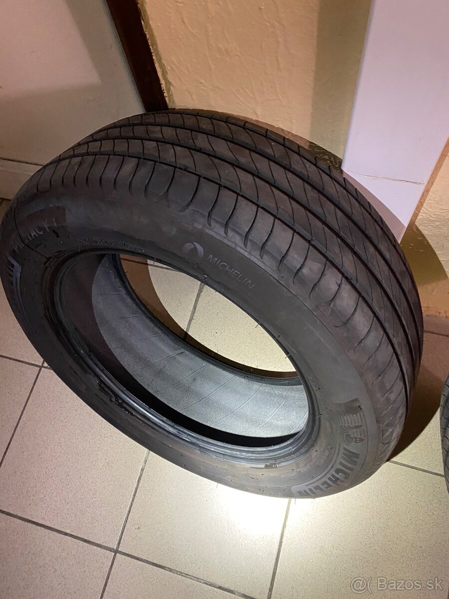 Pneumatiky letné 205/55 R16.