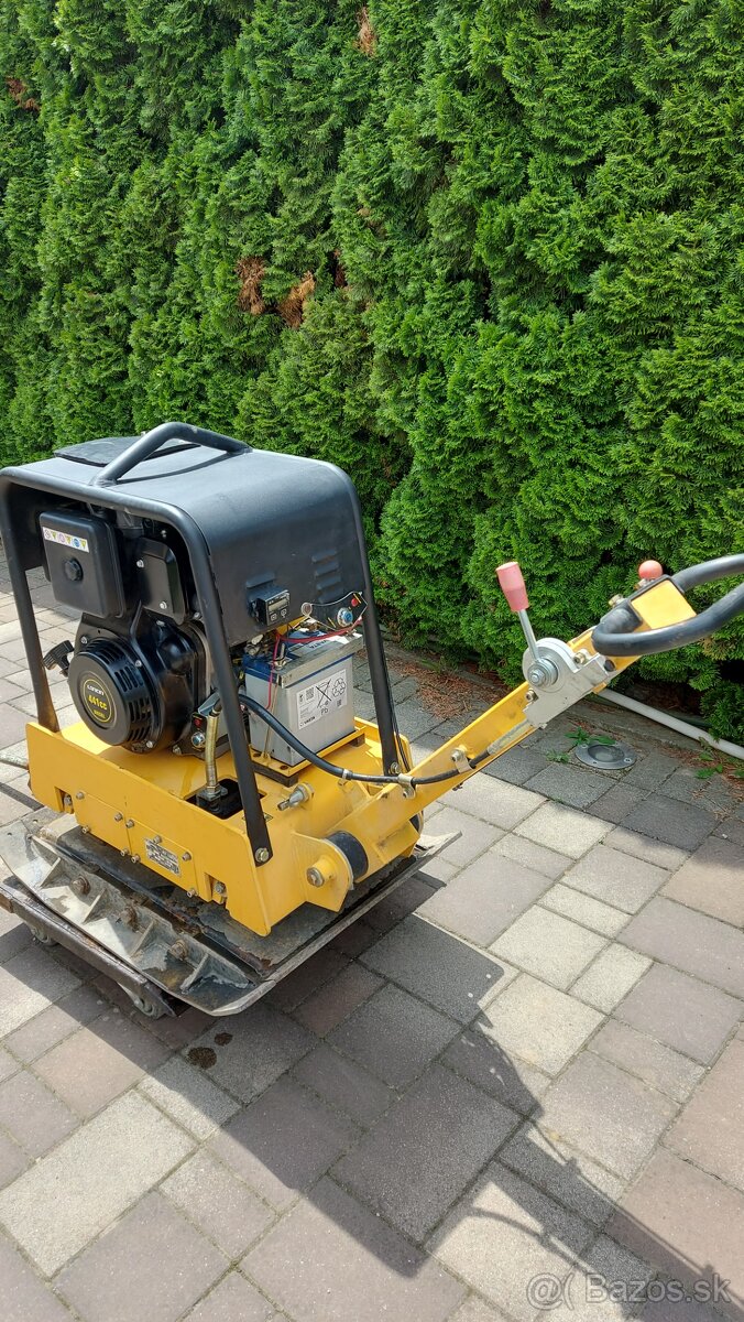 Vibracna doska lumag 300 kg