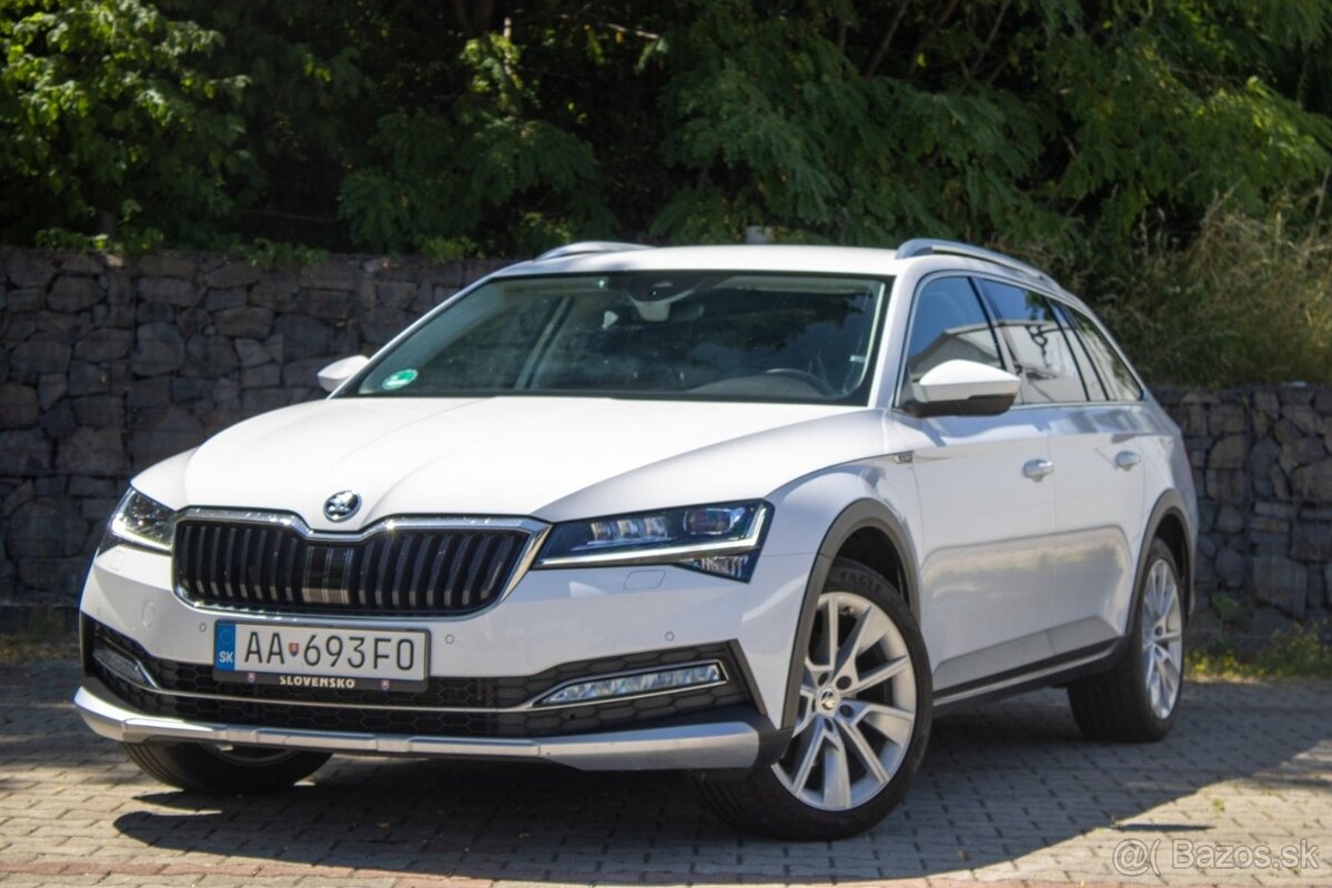 Škoda Superb Combi 2.0 TDI SCR Scout 4x4 DSG