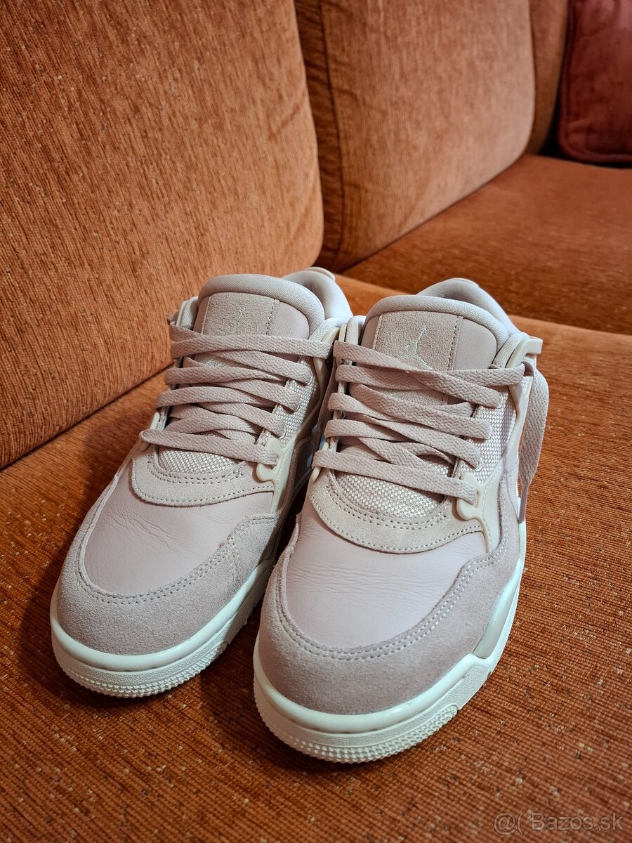 Air jordan 4 RM