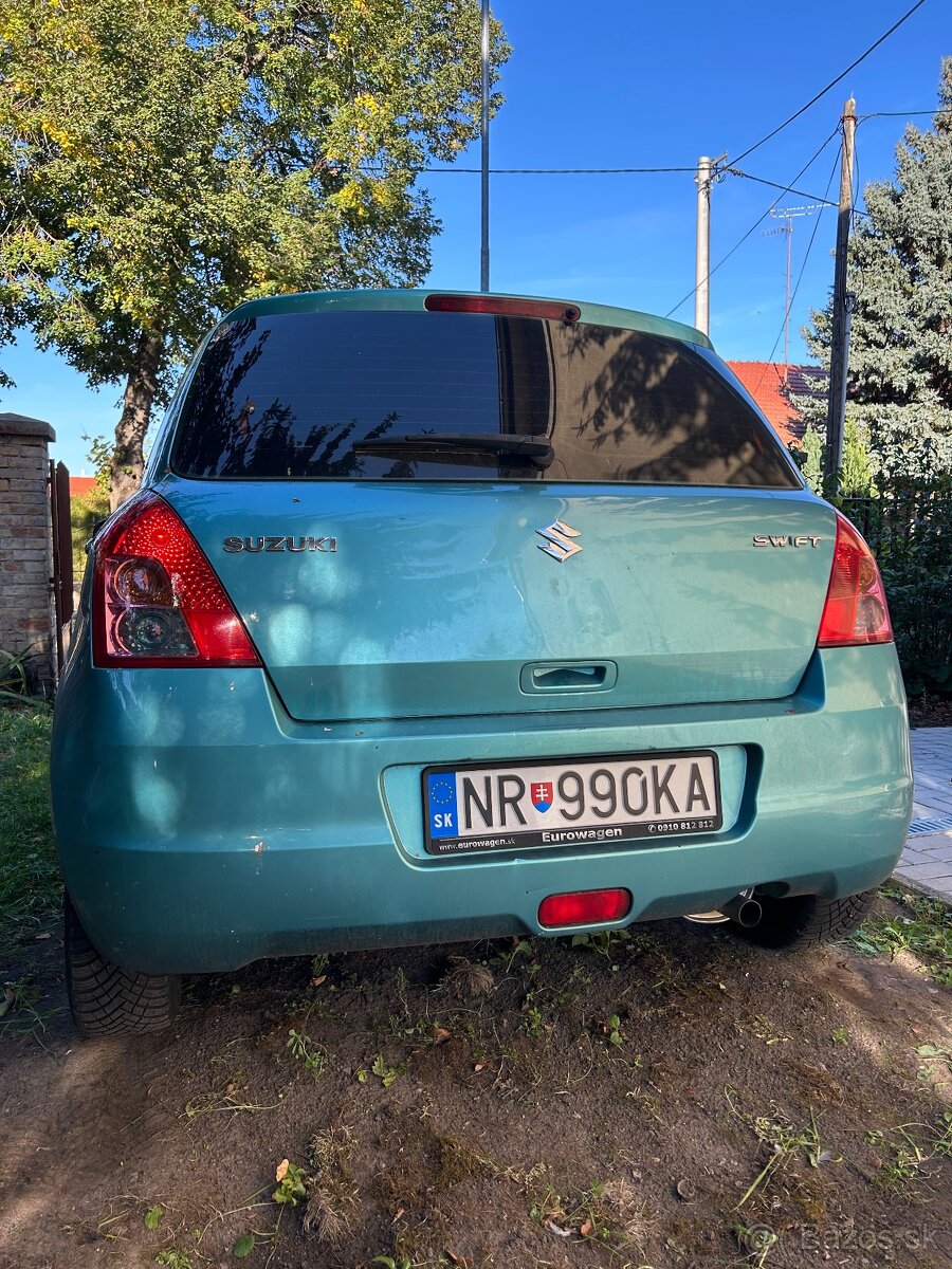 Swift 1.3 benzín Super stav