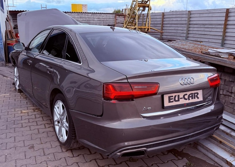Audi A6 2.0 TDi Limousine , havarované