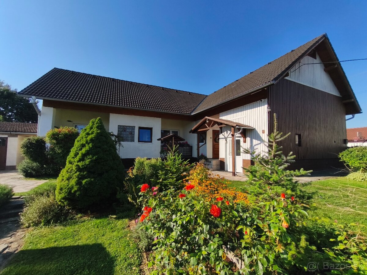 Predaj 4- izbový rodinný dom s garážou a záhradou