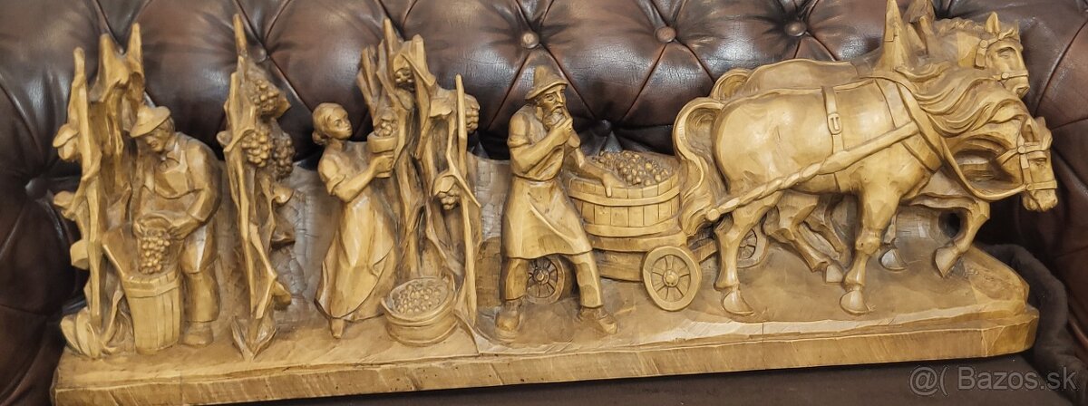 Dreveny obraz vyrezavany