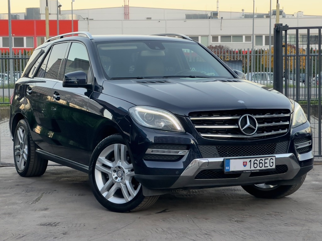 Mercedes-Benz ML Mercedes Benz 350 Bluetec 4MATIC