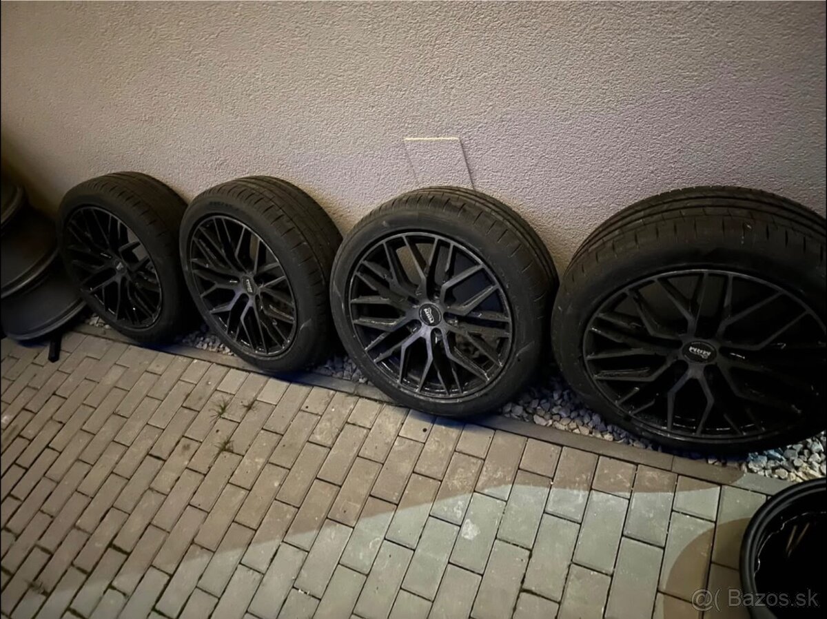 Pneumatiky Pirelli P Zero (PZ4) SC 235/45 ZR18 98 Y