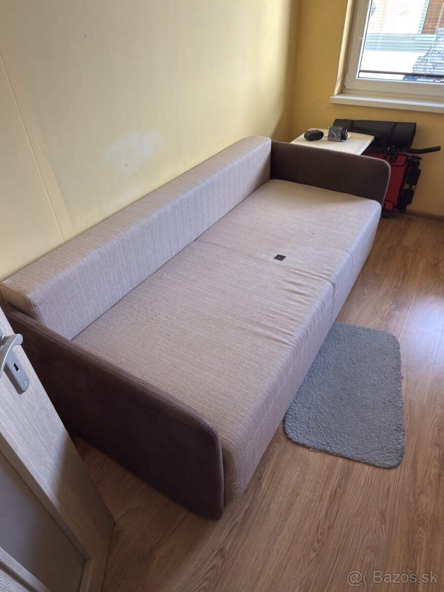 Darujem za odvoz rozťahovaciu pohovovku gauč