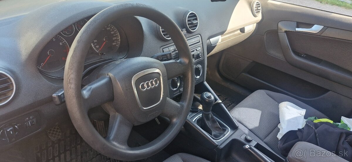 Audi a3 1.6 benzin 75kw