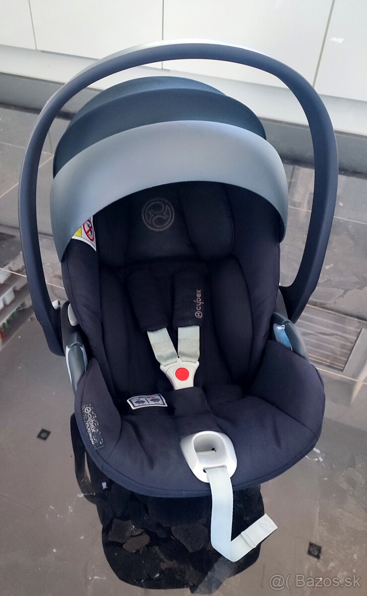 Cybex platinum Cloud Z i-Size