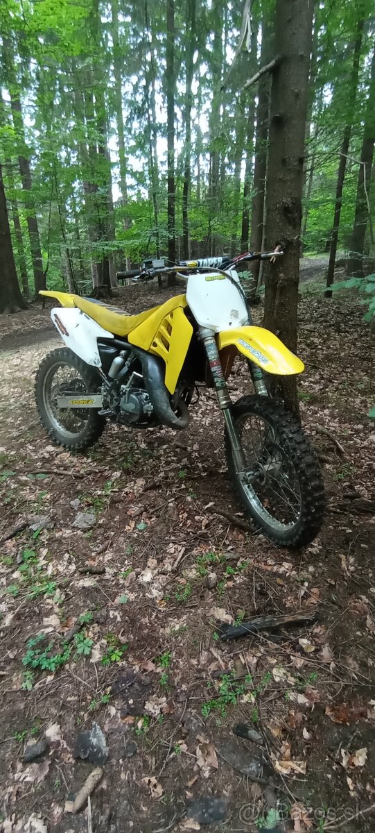 Suzuki RM 125