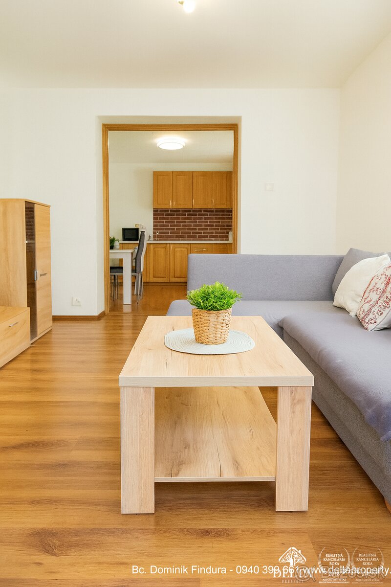 ZNÍŽENÁ CENA - Tehlový 2-izbový byt s balkónom a vlastným kú