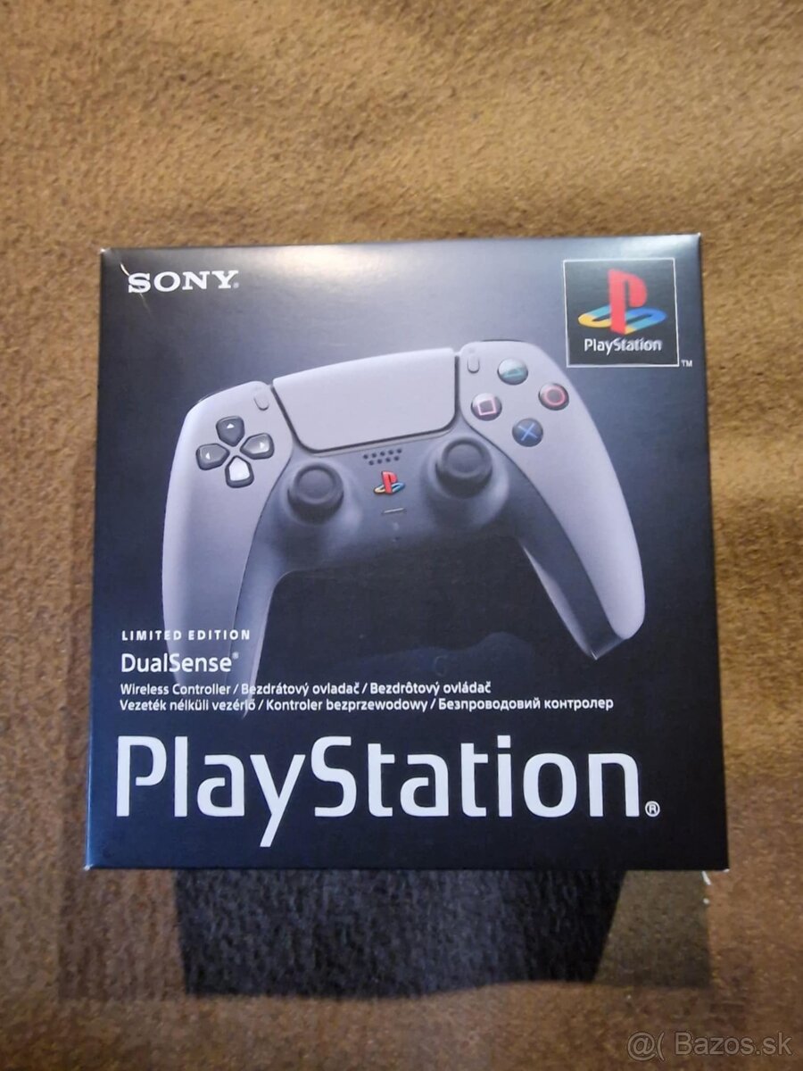 PS5 DualSense 30th Anniversary ovládač