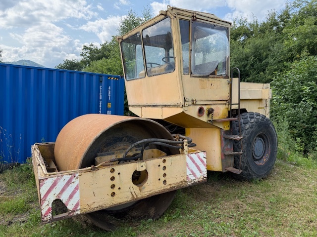 Valec VV 170 Stavostroj