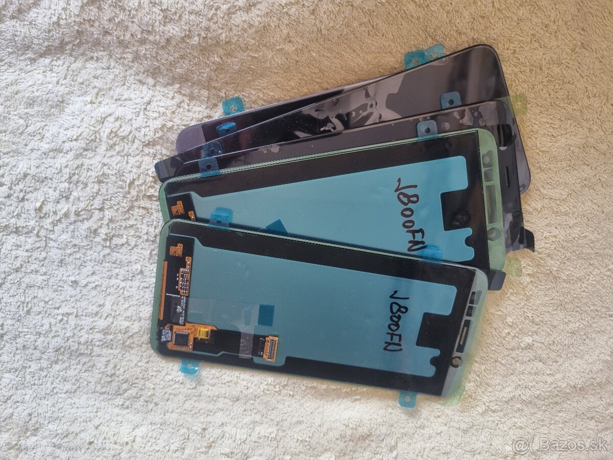 Displej Samsung Galaxy J8 /J800fn/