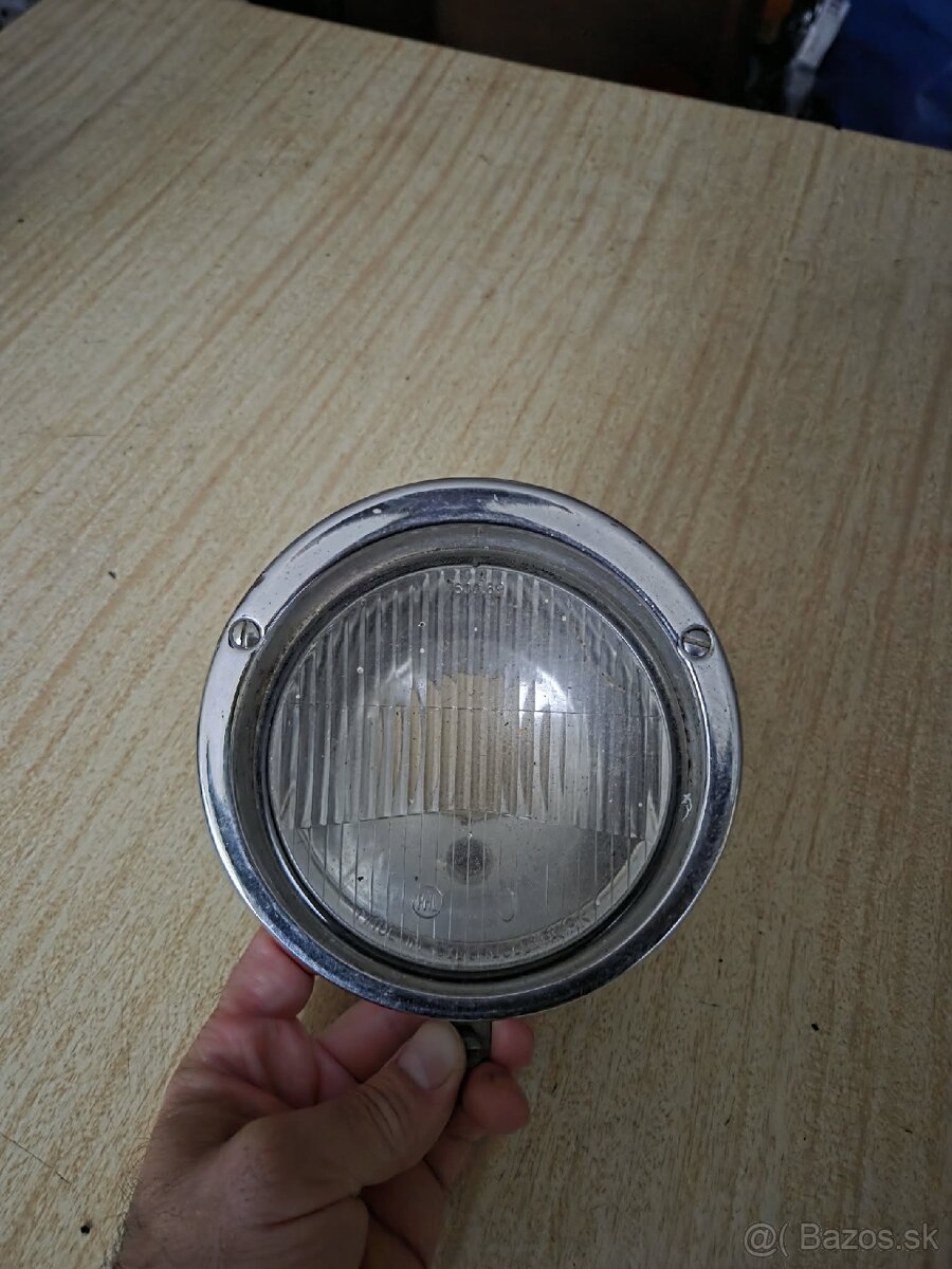 Predné svetlo pionier