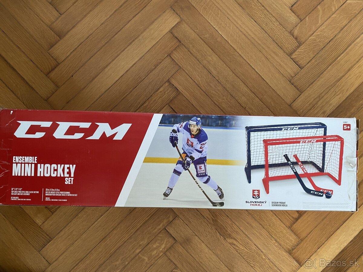 CCM mini hockey set