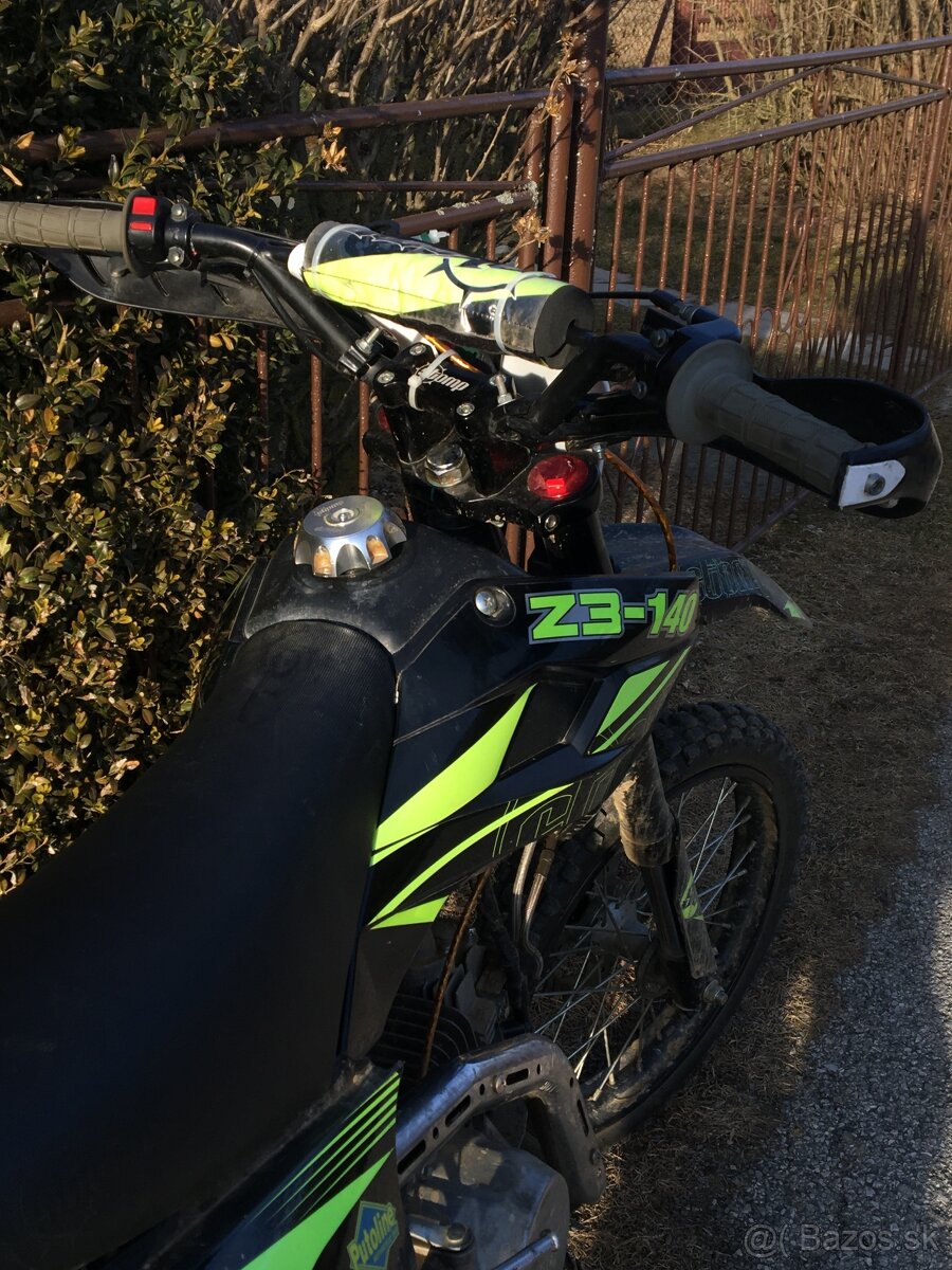 Stomp z3 140